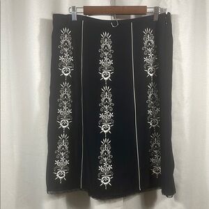 LOFT Black and White embroidered midi  Skirt with lace hem